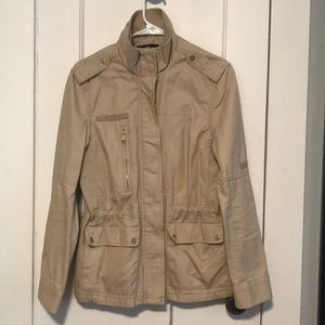 Tan H&M jacket. PERFECT for Spring & Fall